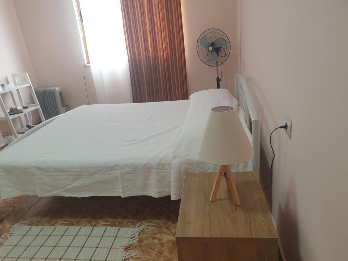 Jozi Kaiser Apartment 4 Durres Exterior photo